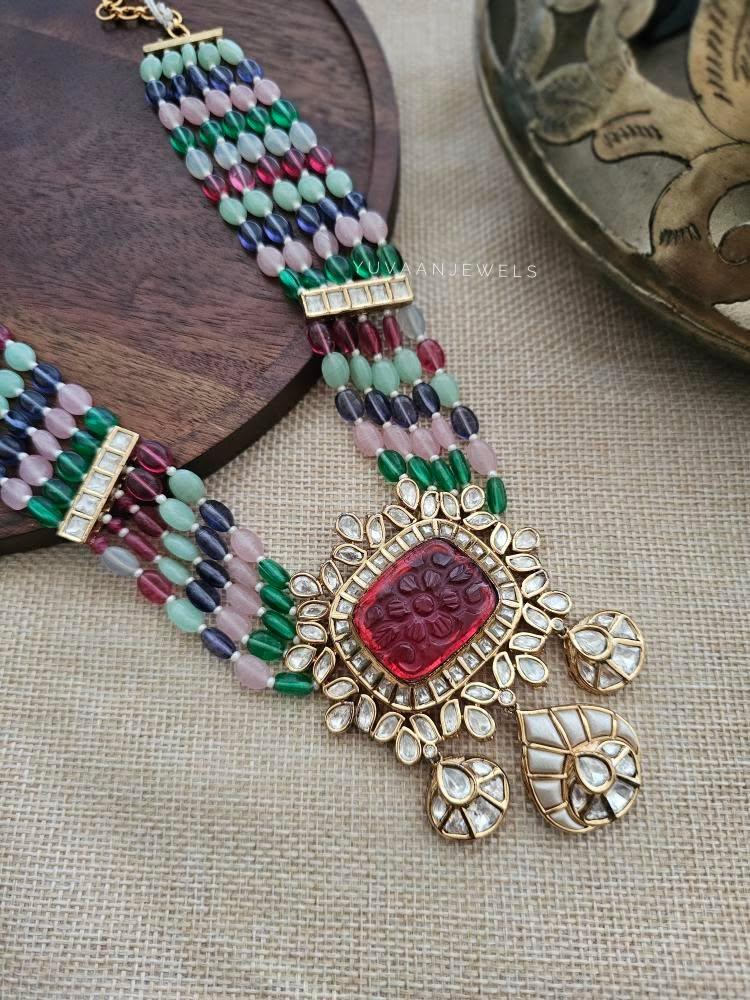 Swara necklace Thumbnail