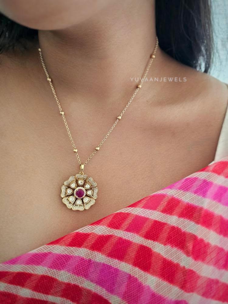 Adira delicate polki necklace Thumbnail