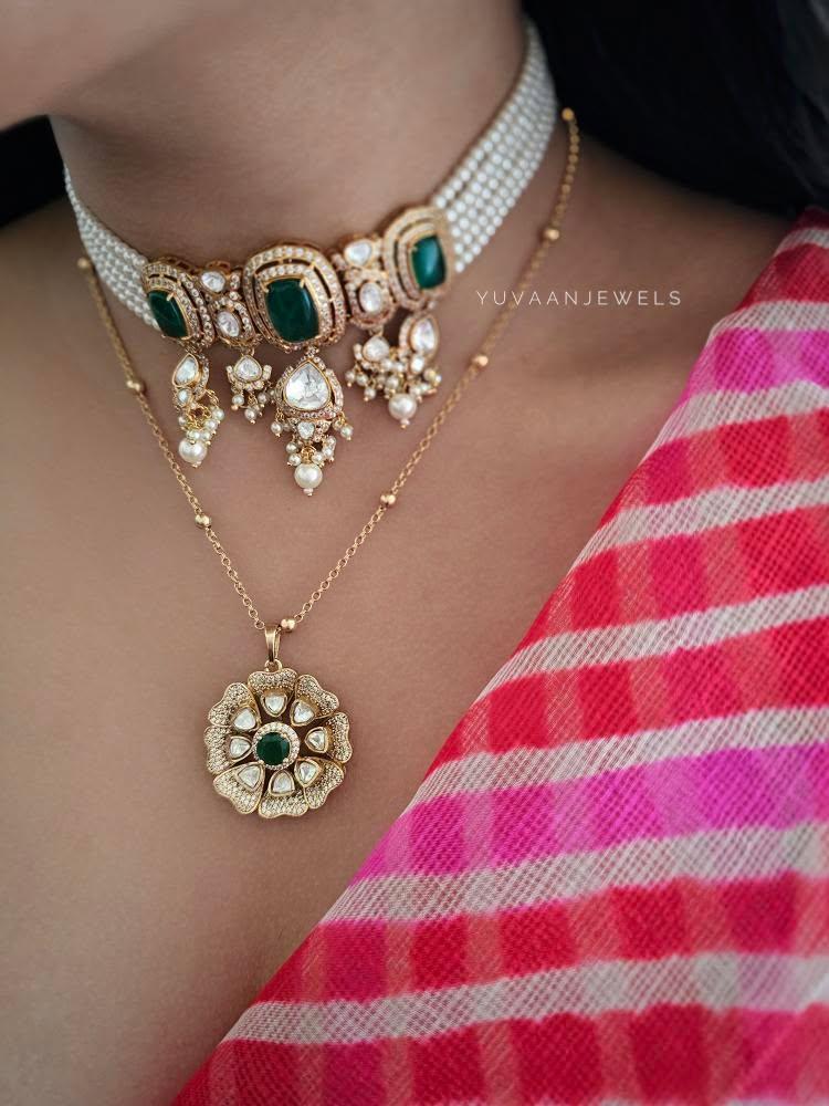 Adira delicate polki necklace Thumbnail