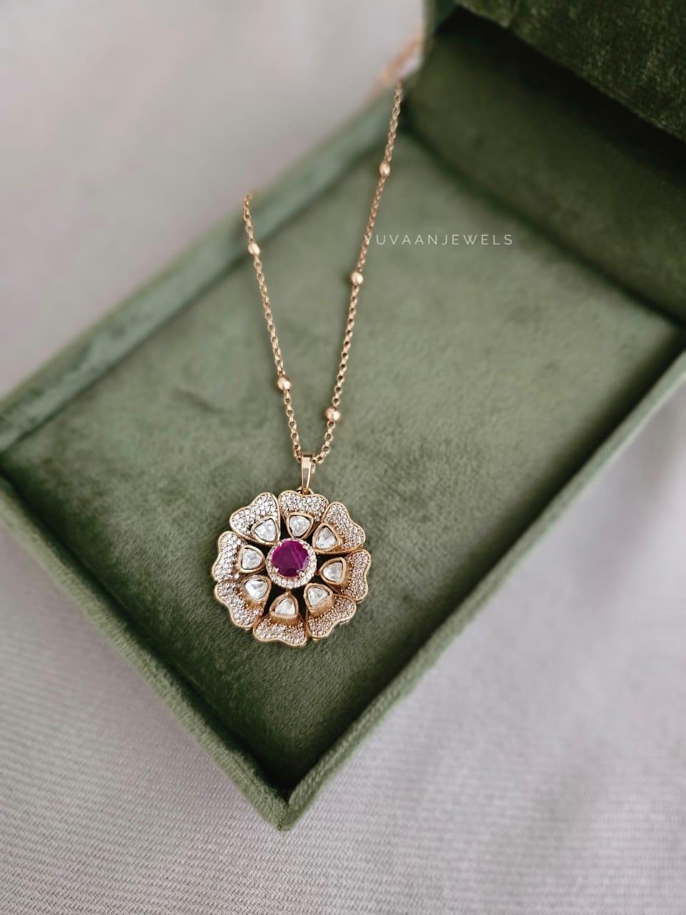 Adira delicate polki necklace Thumbnail