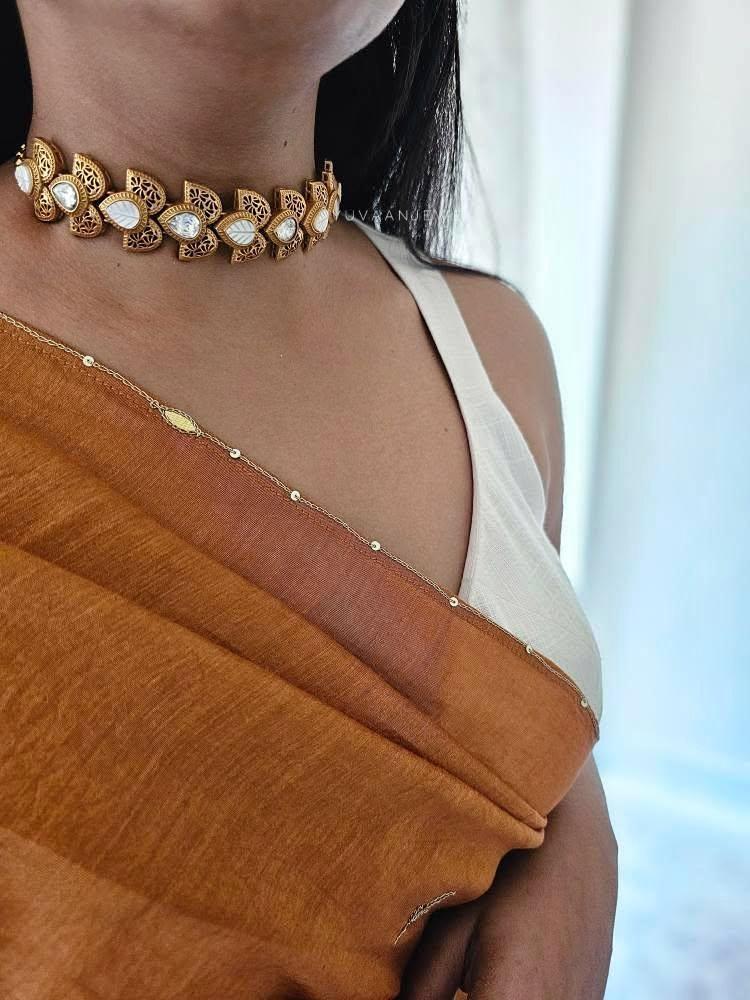 Trinay handcrafted choker Thumbnail