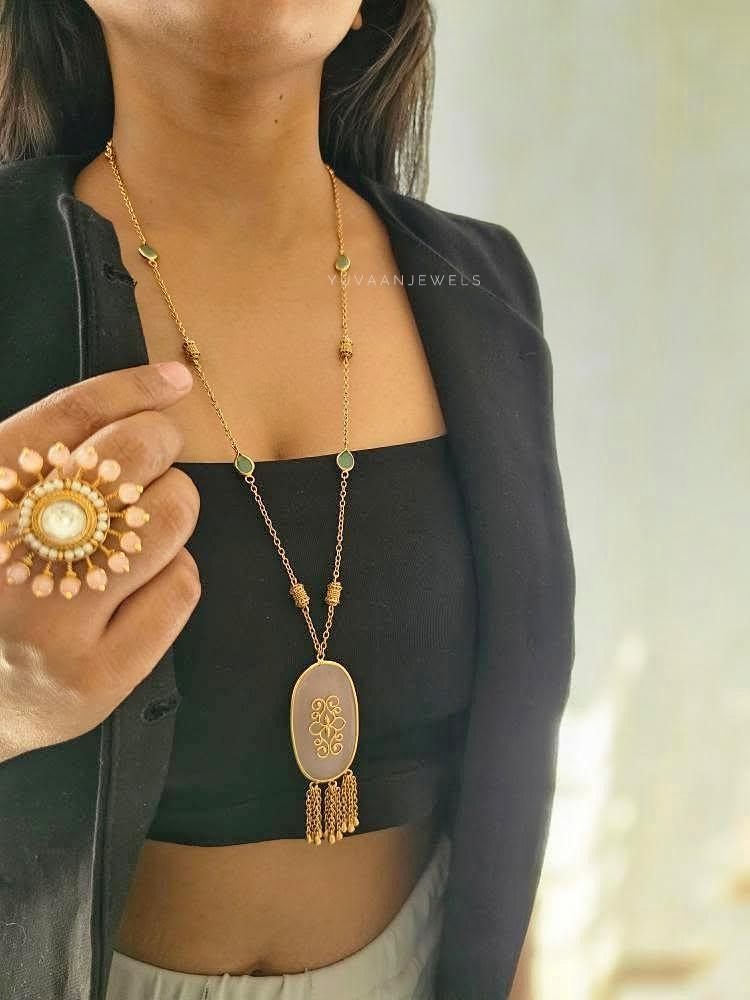 Remi delicate necklace Thumbnail