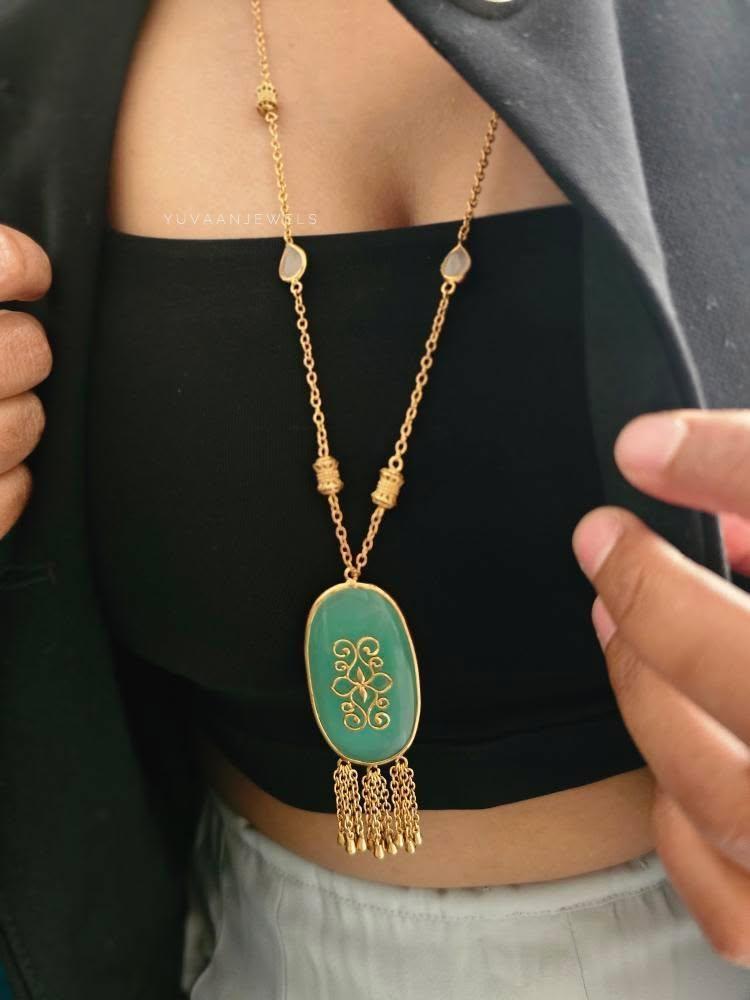 Remi delicate necklace Thumbnail