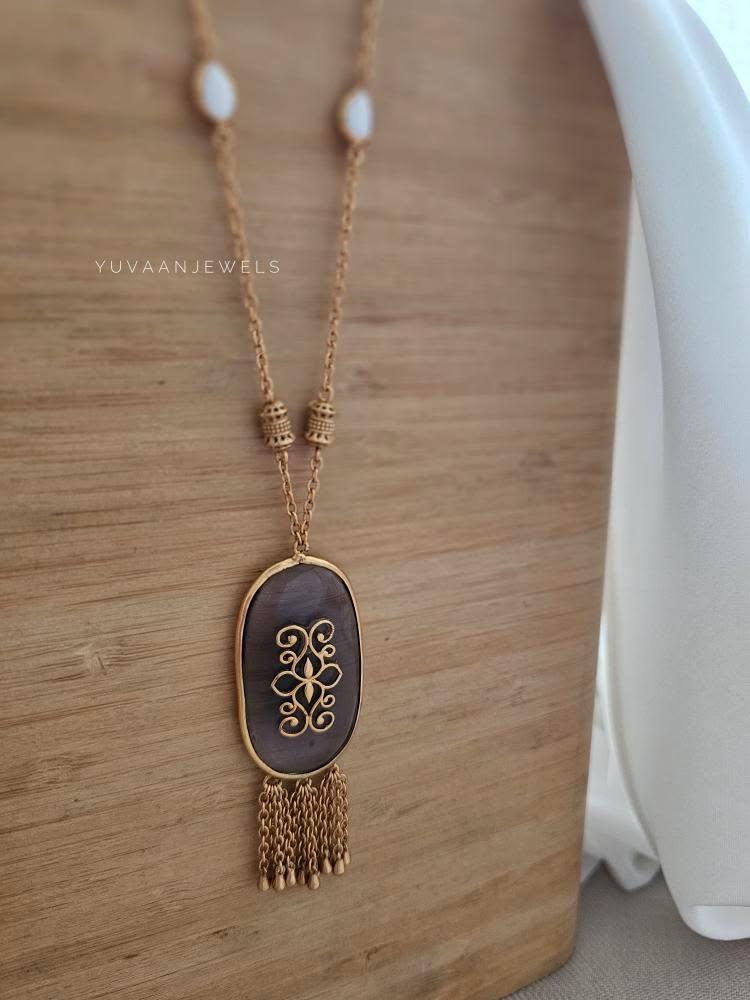 Remi delicate necklace Thumbnail