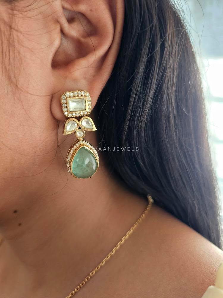 Finn delicate polki necklace Thumbnail