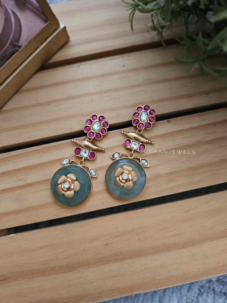 Joy quartz and polki earrings Thumbnail