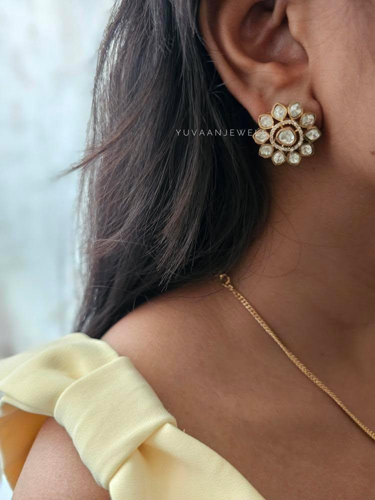 Aghna delicate polki necklace Thumbnail