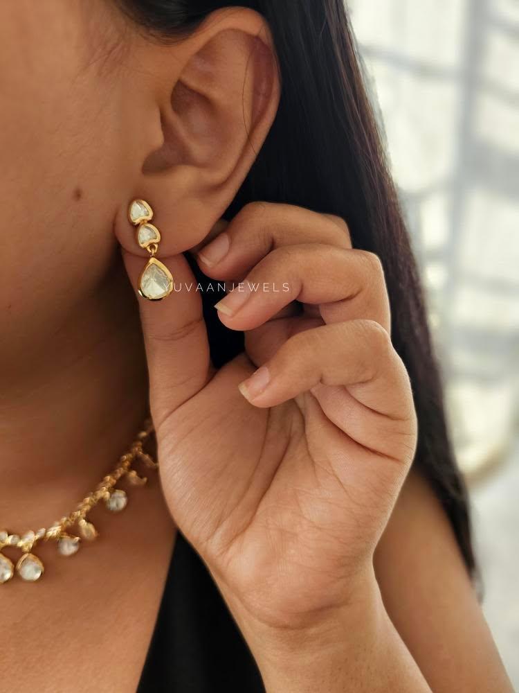 Yuti delicate polki necklace Thumbnail