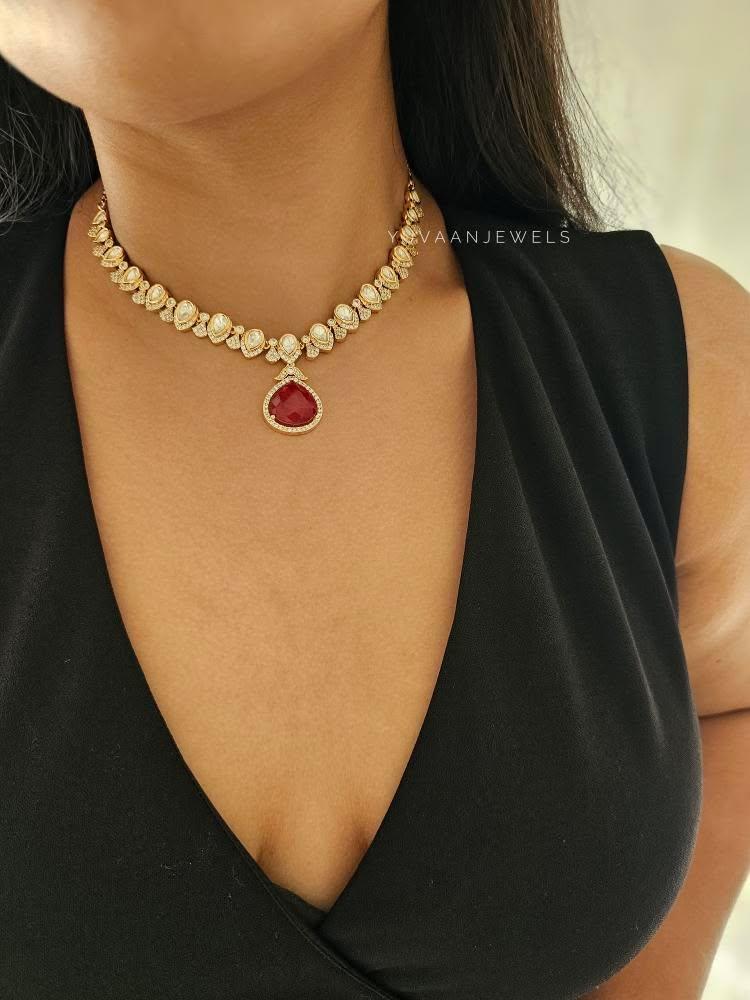 Viha polki necklace Thumbnail