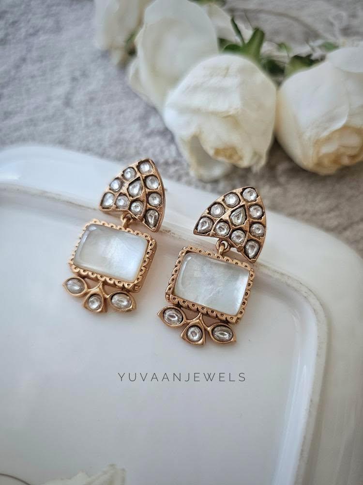 Ditya pearl and polki choker Thumbnail
