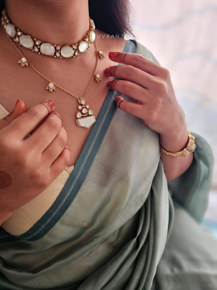 Mogra semi precious choker Thumbnail
