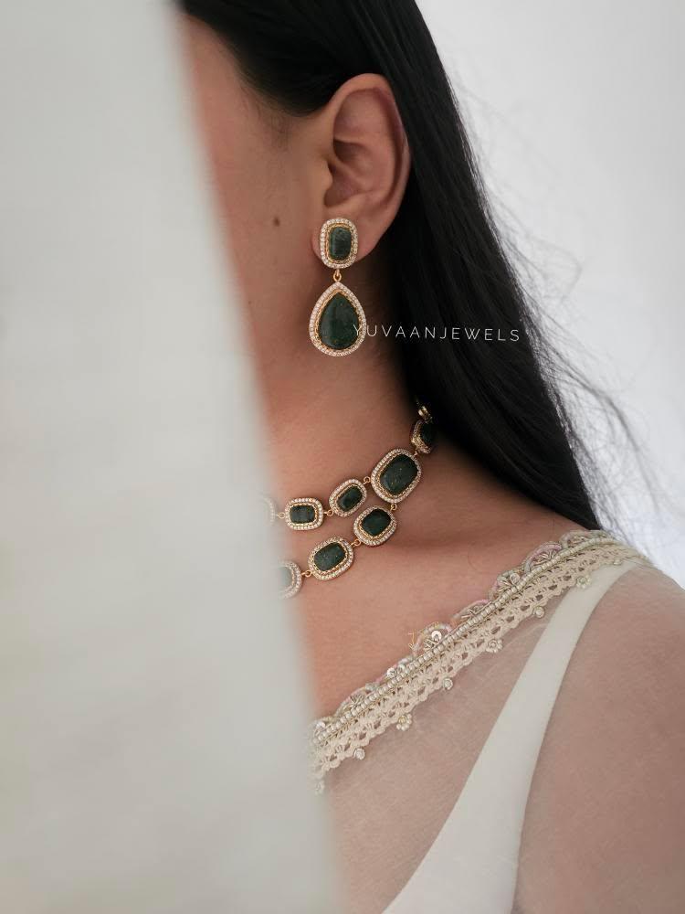 Molly quartz necklace Thumbnail