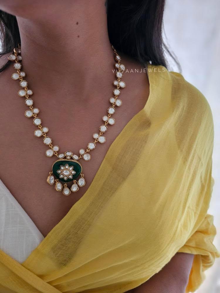 Resham quartz and polki necklace Thumbnail