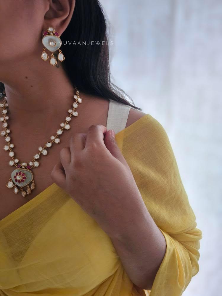 Resham quartz and polki necklace Thumbnail