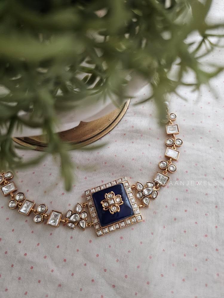 Nairiti quartz and polki choker Thumbnail