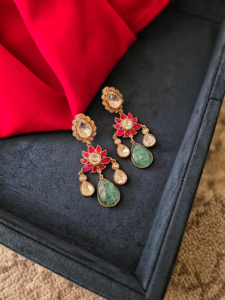 Adila quartz and polki earrings Thumbnail