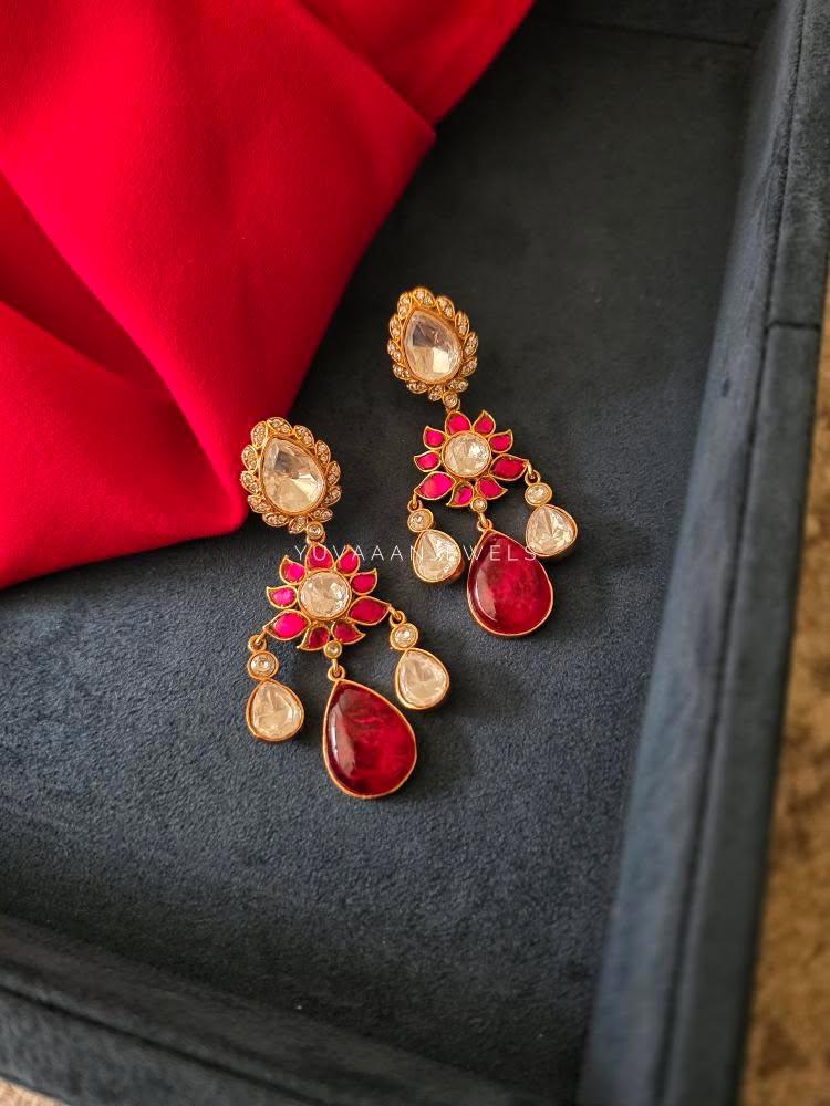 Adila quartz and polki earrings Thumbnail