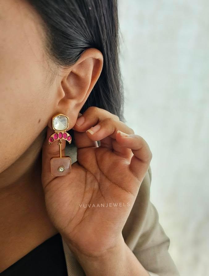 Aziza quartz and polki earrings Thumbnail