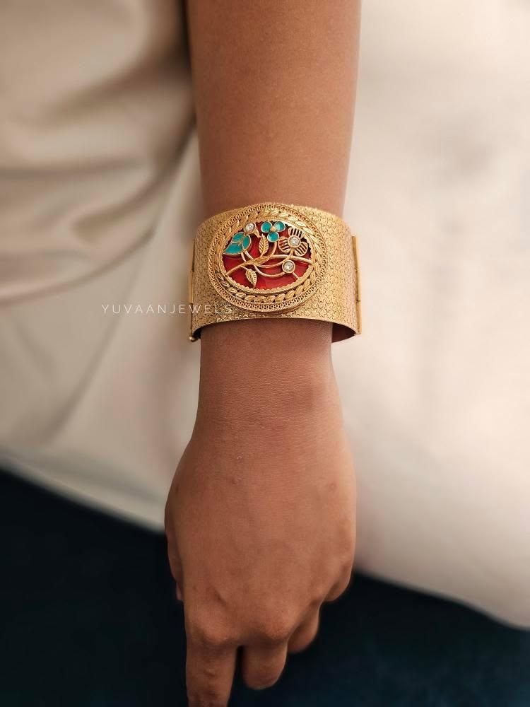 Shaista handcrafted kada Thumbnail