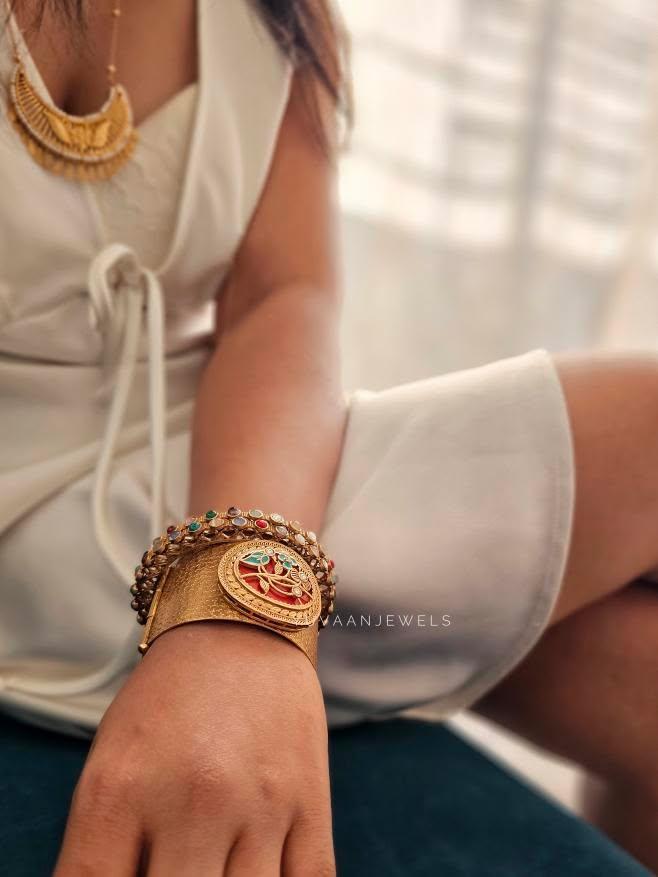 Shaista handcrafted kada Thumbnail