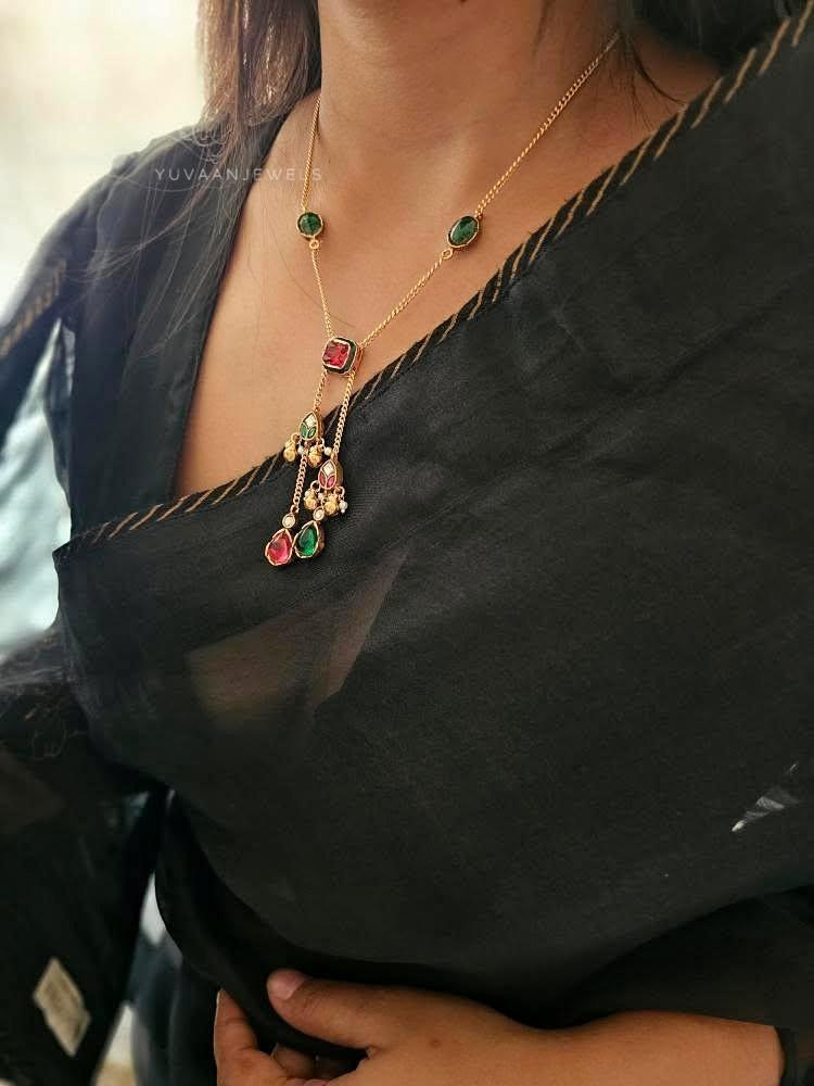 Faris delicate necklace Thumbnail