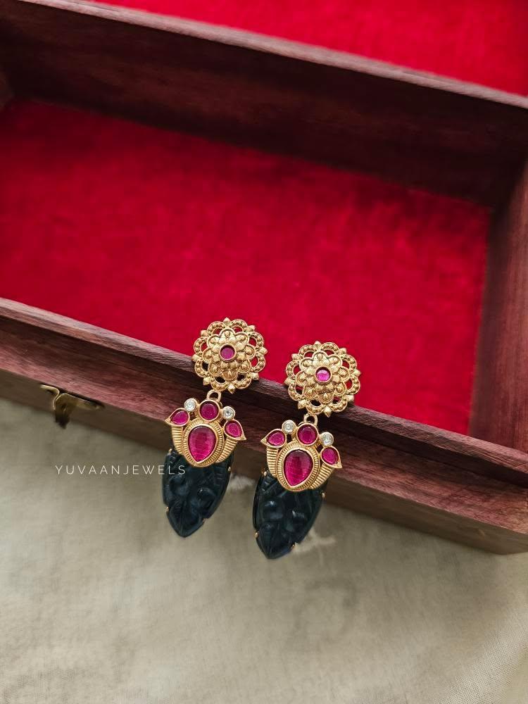 Ekbir handcrafted earrings Thumbnail