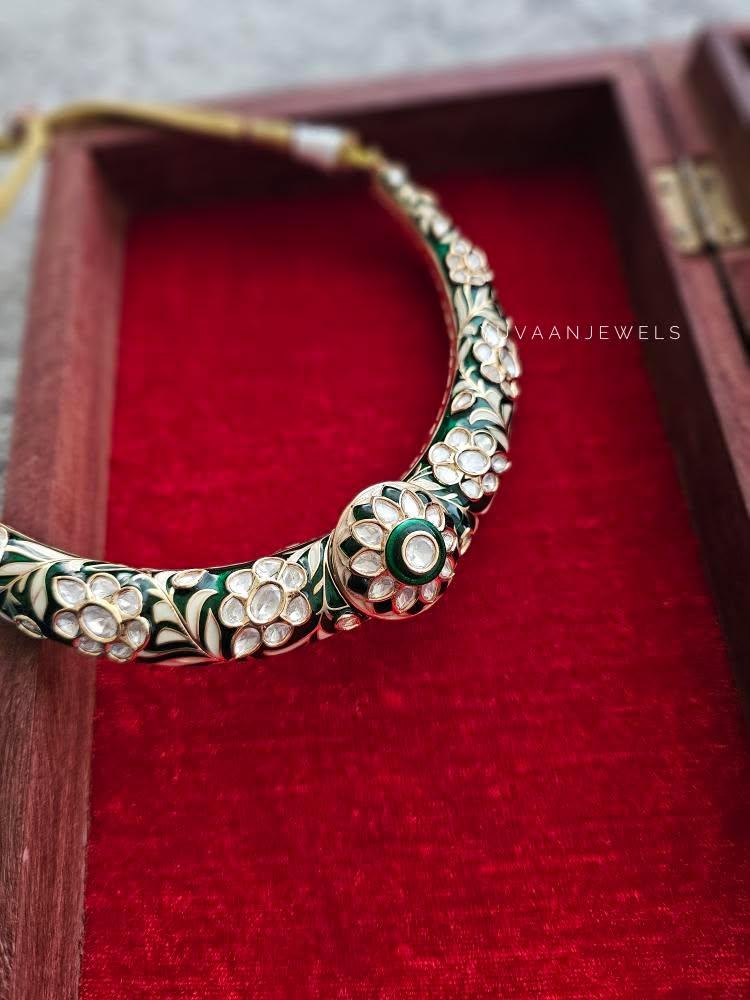 Marwah meenakari hasli Thumbnail