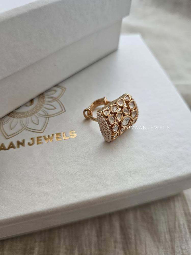 Griva pearl and polki ring Thumbnail