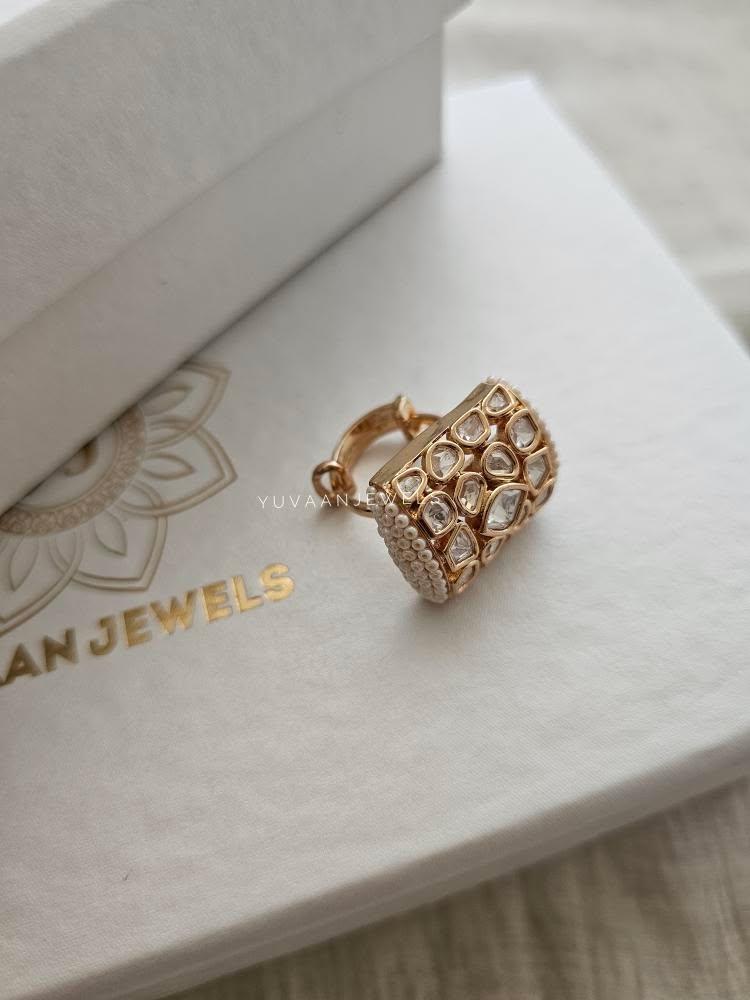 Griva pearl and polki ring Thumbnail