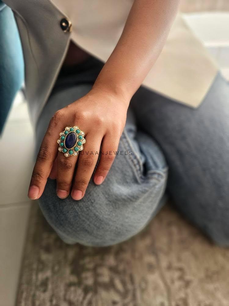 Priya quartz ring Thumbnail