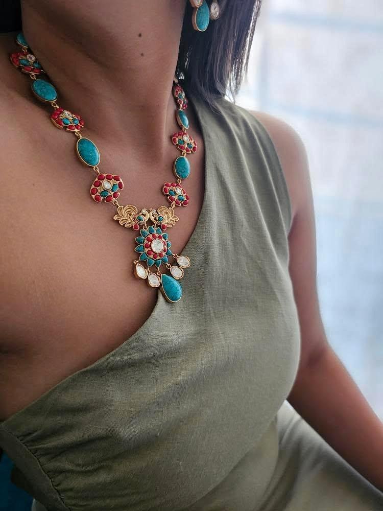 Mohak Handcrafted quartz necklace Thumbnail