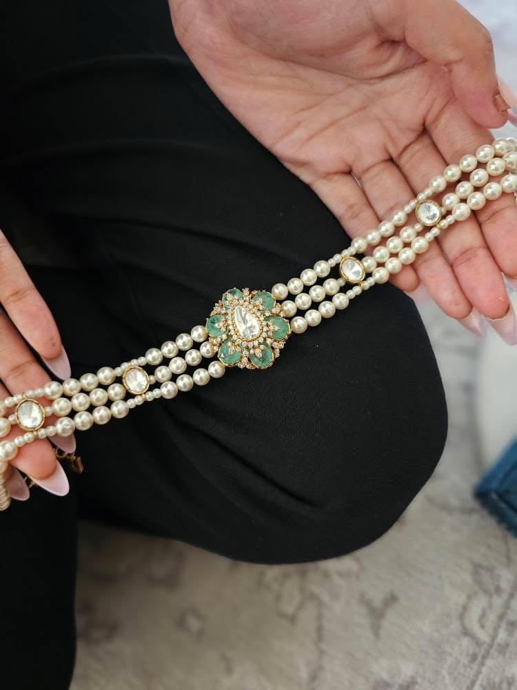 Gulfaam polki and pearl choker Thumbnail