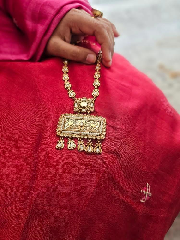 Taveez handcrafted necklace Thumbnail