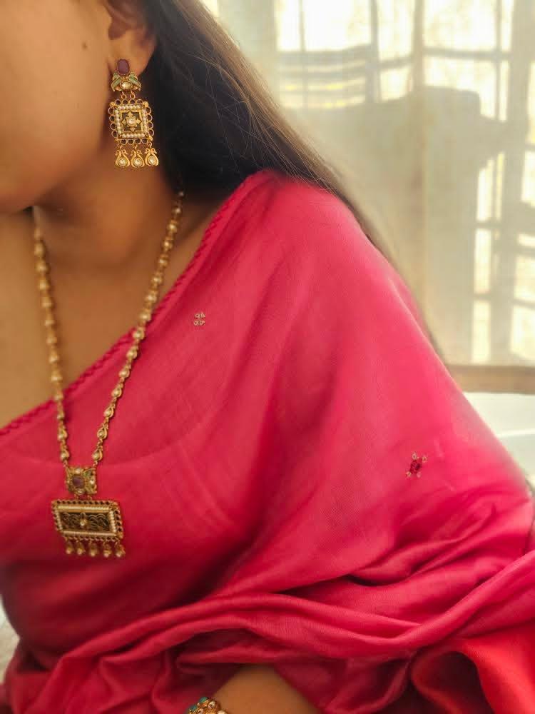 Taveez handcrafted necklace Thumbnail