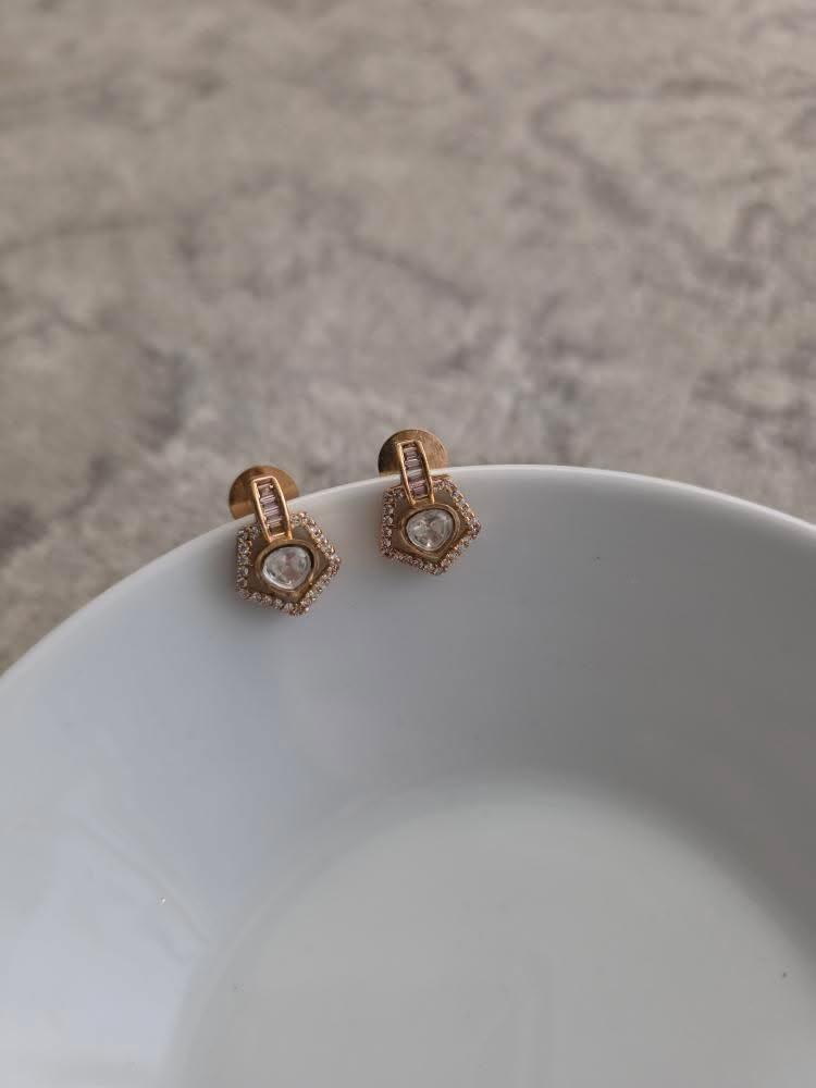 Viha polki studs Thumbnail