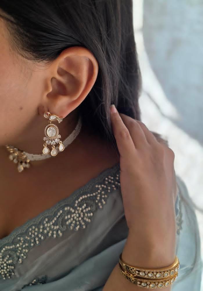 Krisha pearl choker Thumbnail