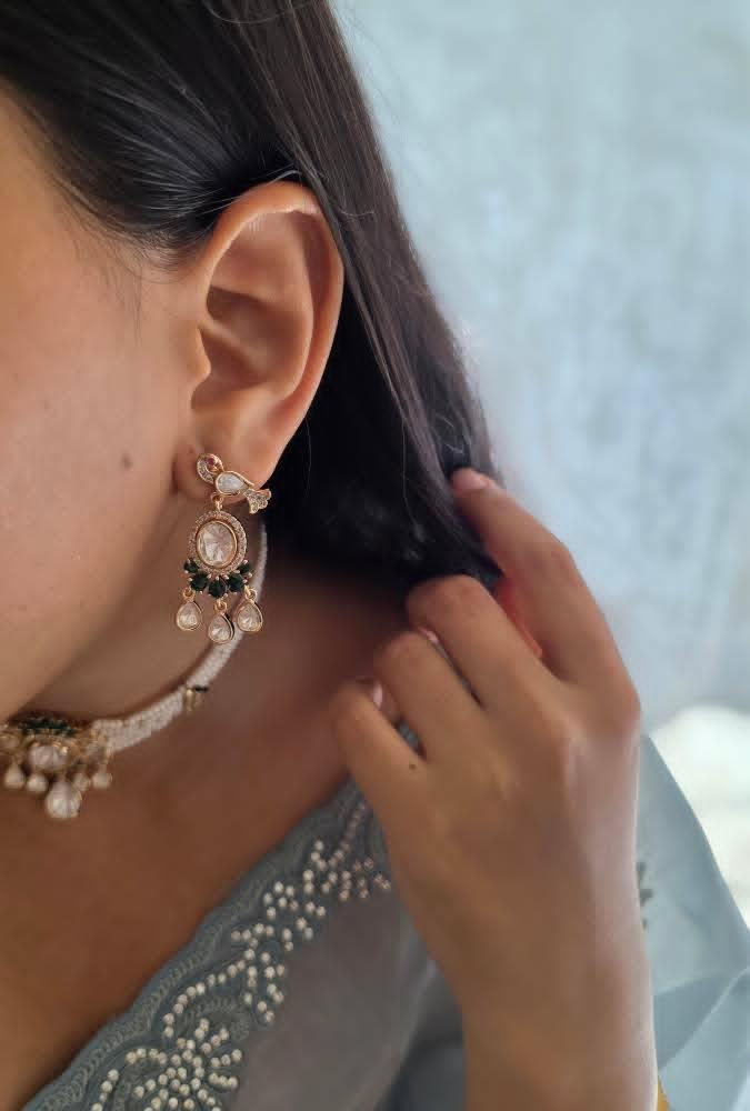 Krisha pearl choker Thumbnail