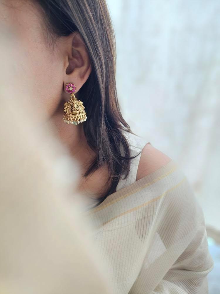 Rekha handcrafted necklace Thumbnail