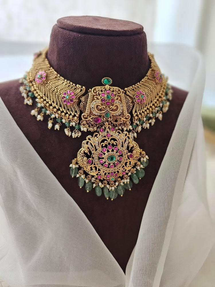 Rani handcrafted necklace Thumbnail