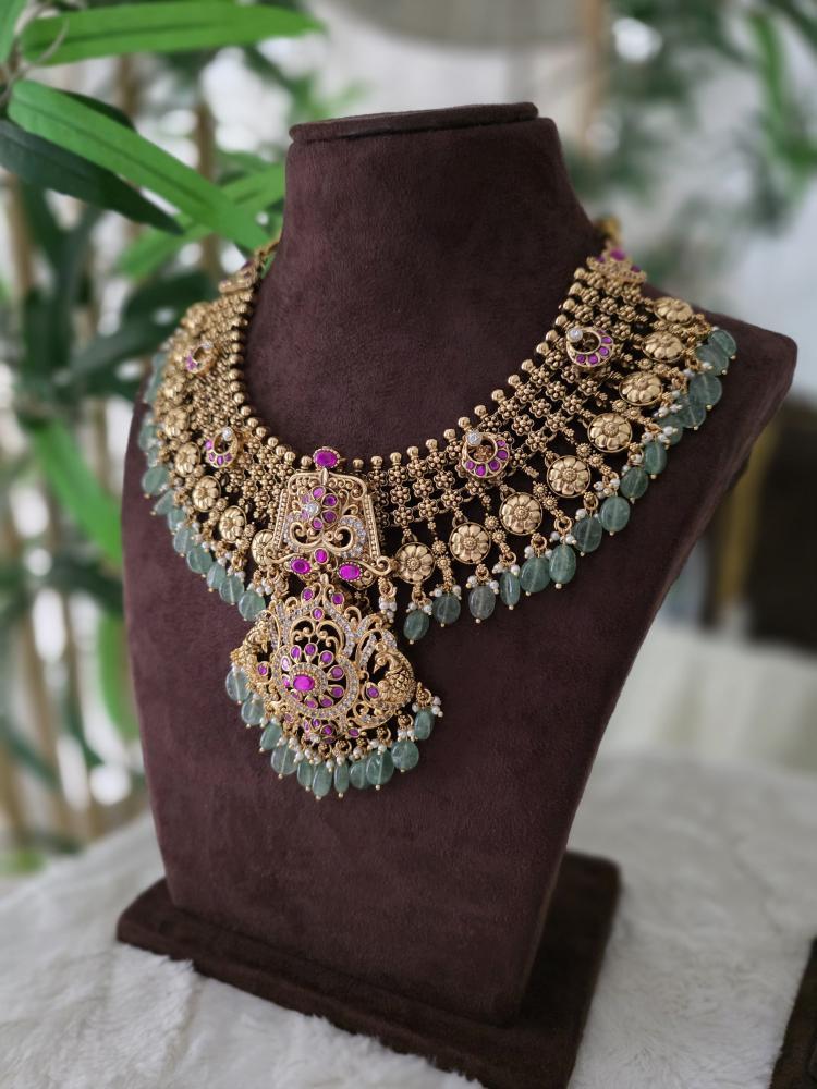 Mridula handcrafted necklace Thumbnail