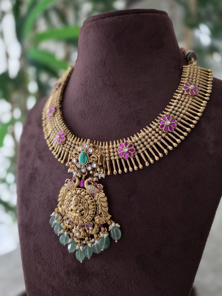 Rekha handcrafted necklace Thumbnail
