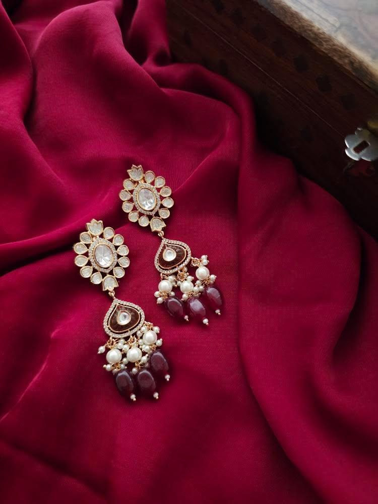 Saaz pearl and polki choker Thumbnail