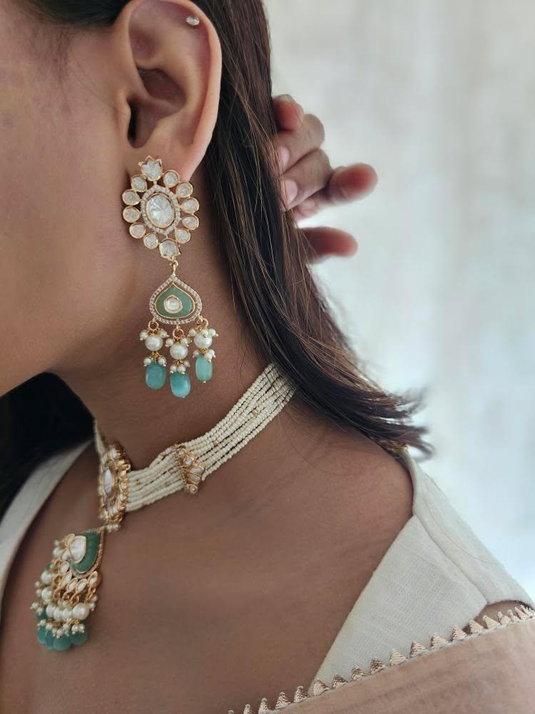Saaz pearl and polki choker Thumbnail
