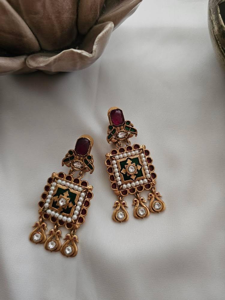 Taveez handcrafted necklace Thumbnail