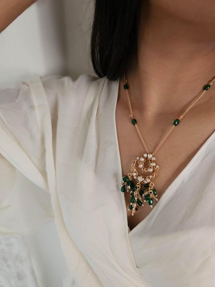Chandra delicate pearl and polki necklace Thumbnail