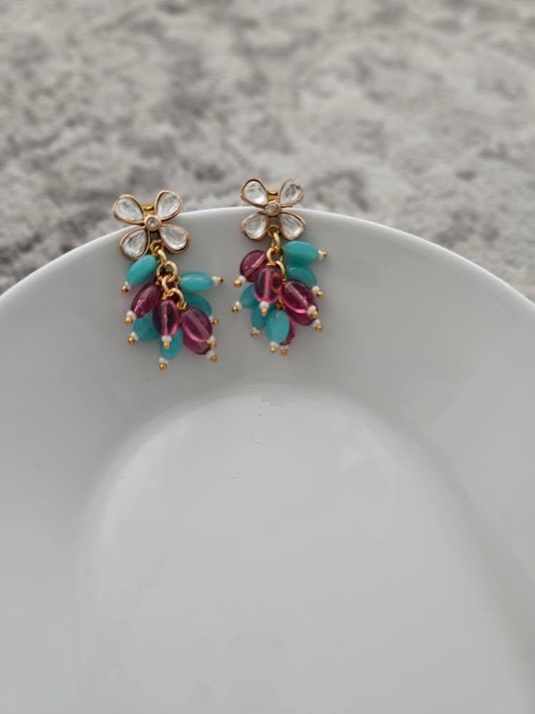 Chandra delicate pearl and polki necklace Thumbnail