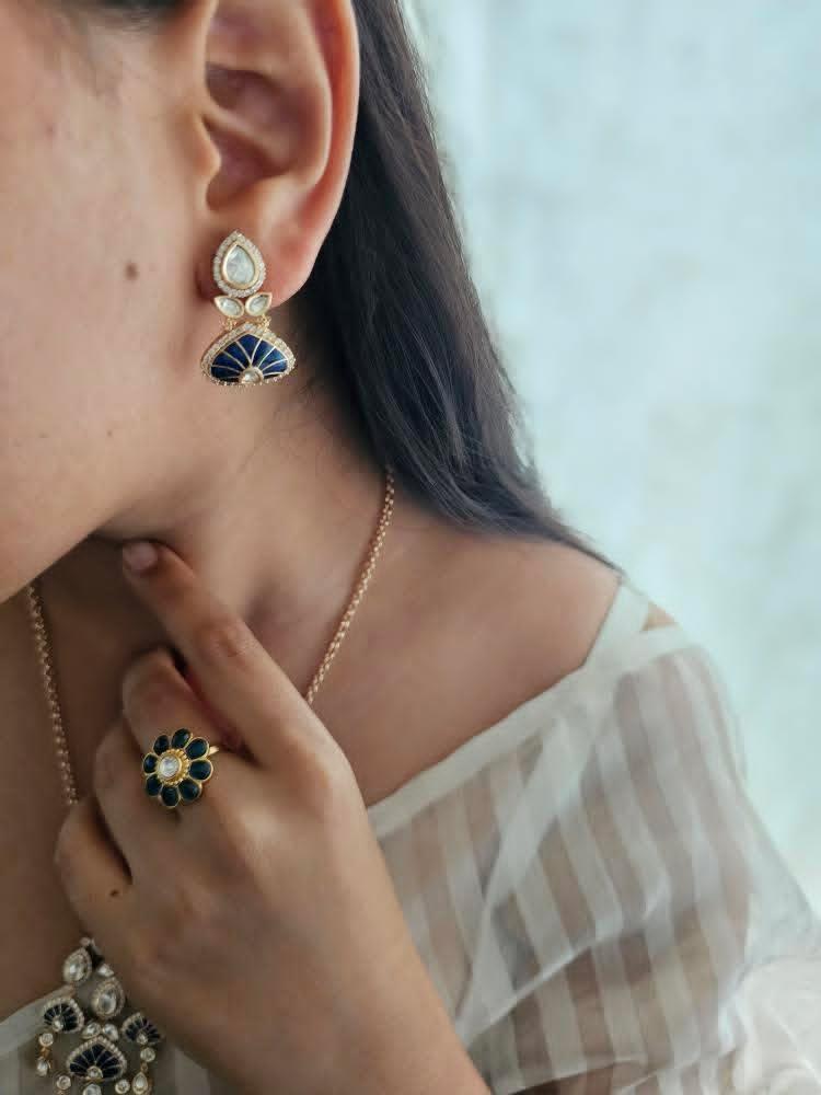 Rangat delicate polki necklace Thumbnail