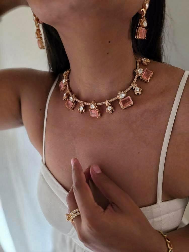 Barq quartz necklace Thumbnail