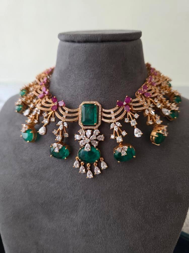 Dhank quartz and polki necklace Thumbnail
