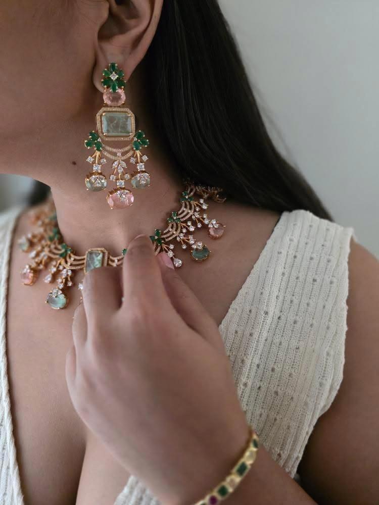 Dhanak quartz and polki necklace Thumbnail